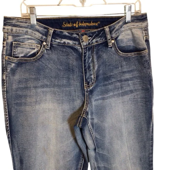 NWOT State of Independence Women’s Jeans Size 14 Stretch Denim Embroidered - Picture 3 of 8